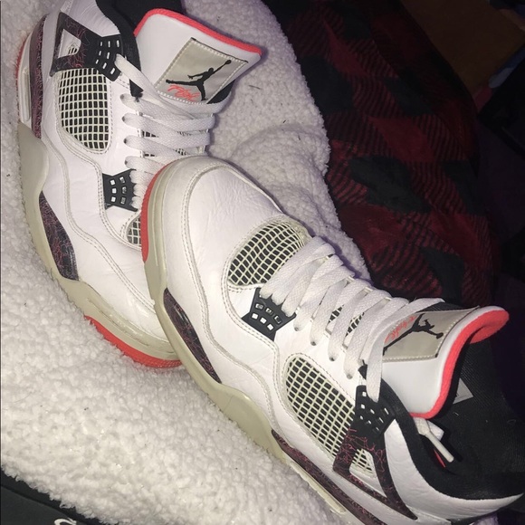 JORDAN 4 NOSTALGIA🔥 - Picture 2 of 5